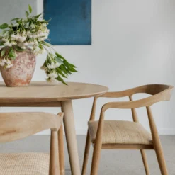 meja makan bulat minimalis modern 4 kursi